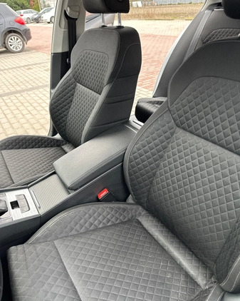 Skoda Superb cena 74900 przebieg: 237000, rok produkcji 2020 z Słupsk małe 529